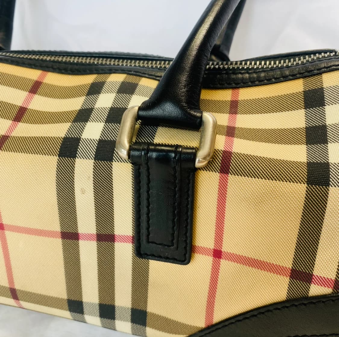 버버리 노바체크 원통백 상품이미지6