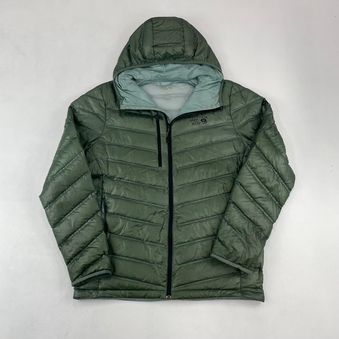 마운틴하드웨어 라이트 그린 다운 경량 패딩 (100) 상품이미지1