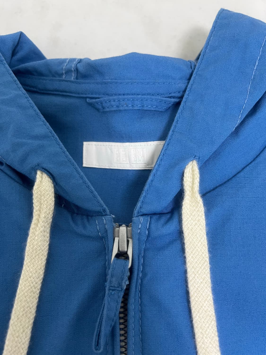 유니클로 바람막이 블루 상품이미지2