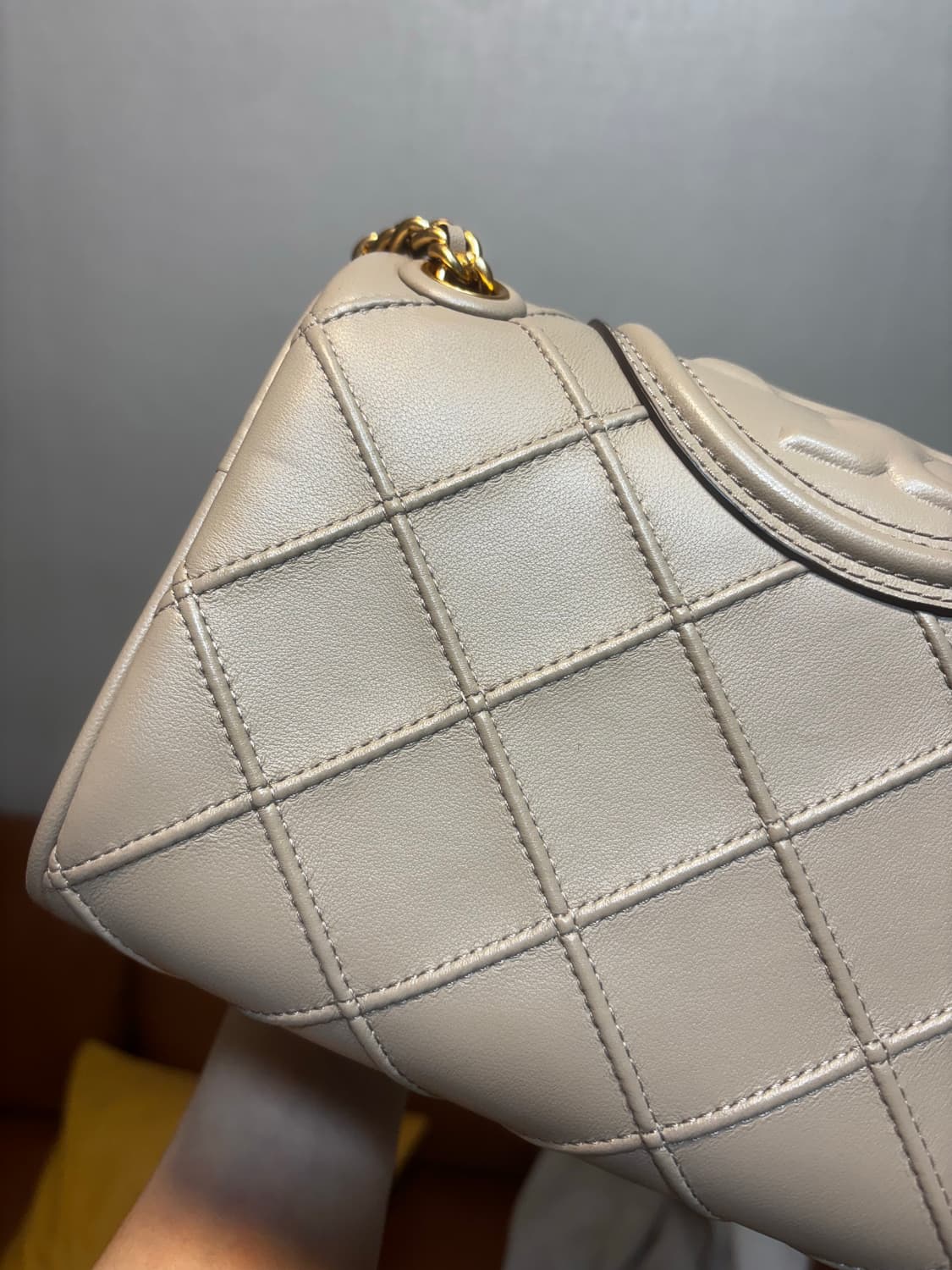 토리버치 플레밍 스몰 레더  숄더백 상품이미지9