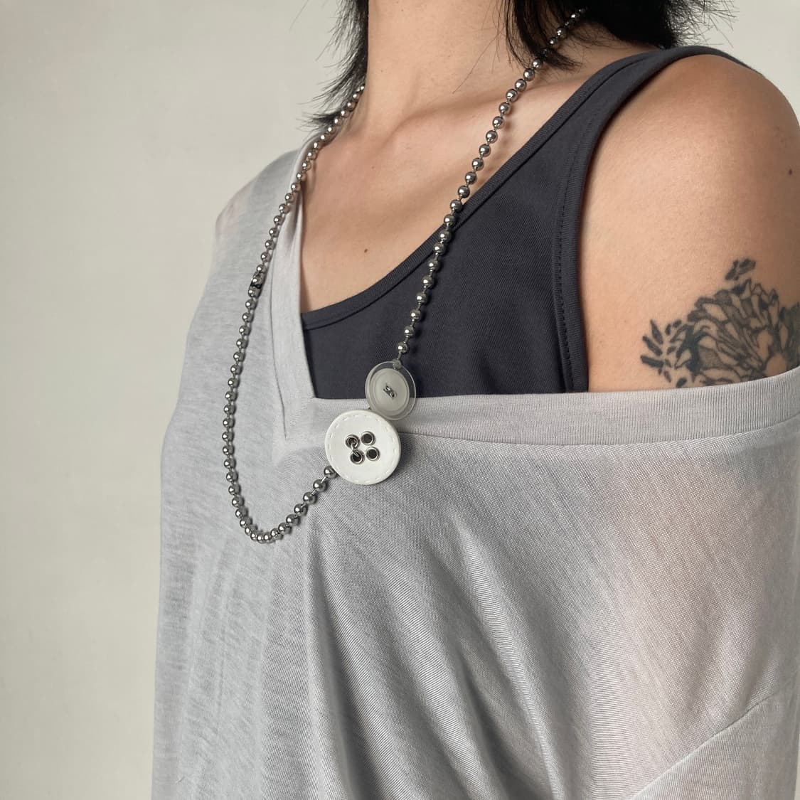 White button layered necklace 상품이미지3