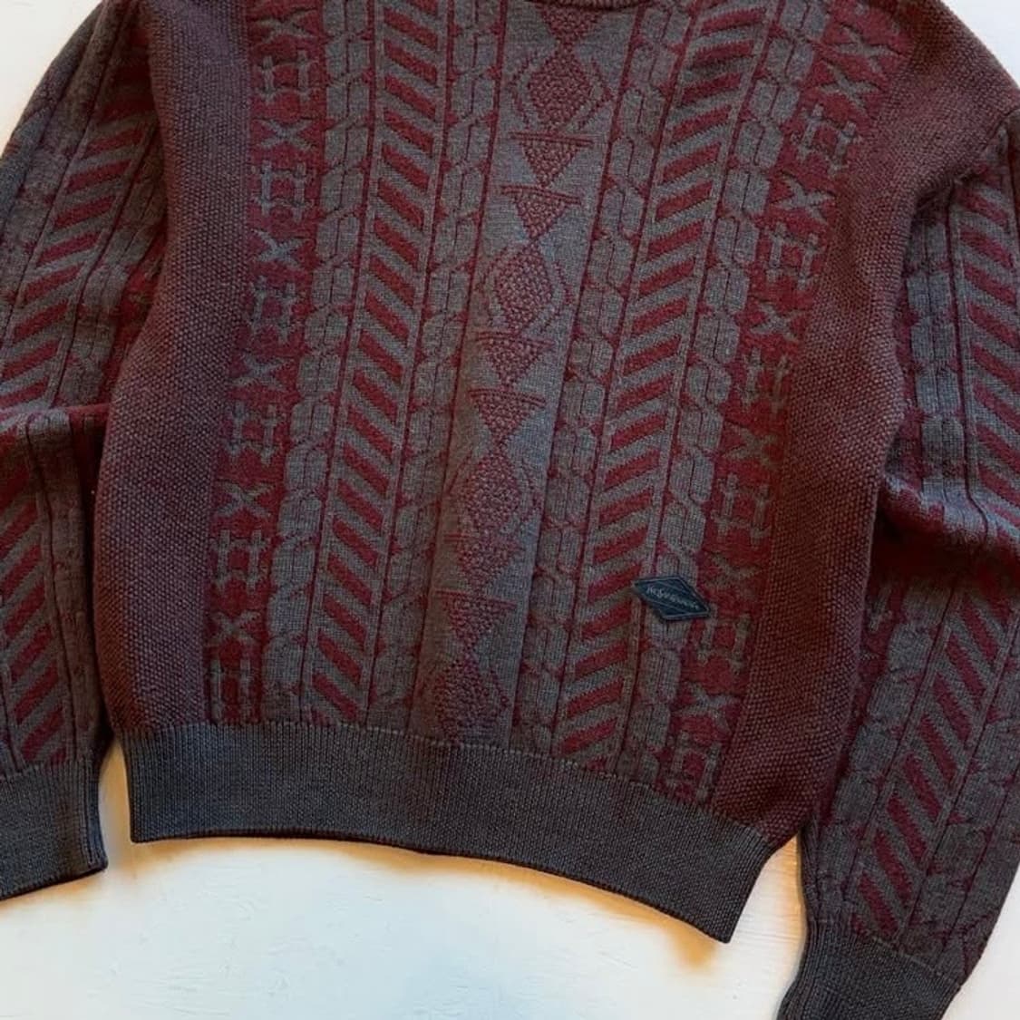 90s 입생로랑 앤틱 패턴 니트 상품이미지5