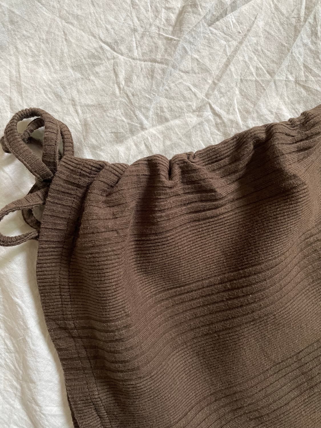 Cornflake브라운 크로스 레이스업 골지 나시 상품이미지3