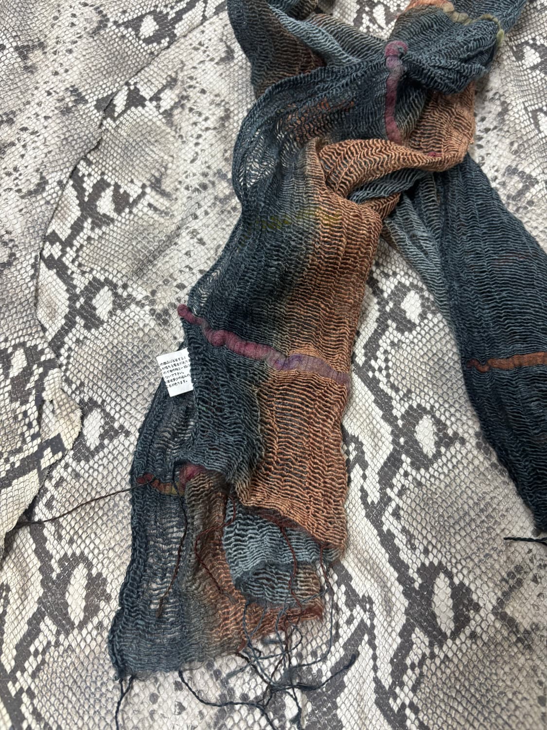 “Vintage” Scarf 상품이미지5