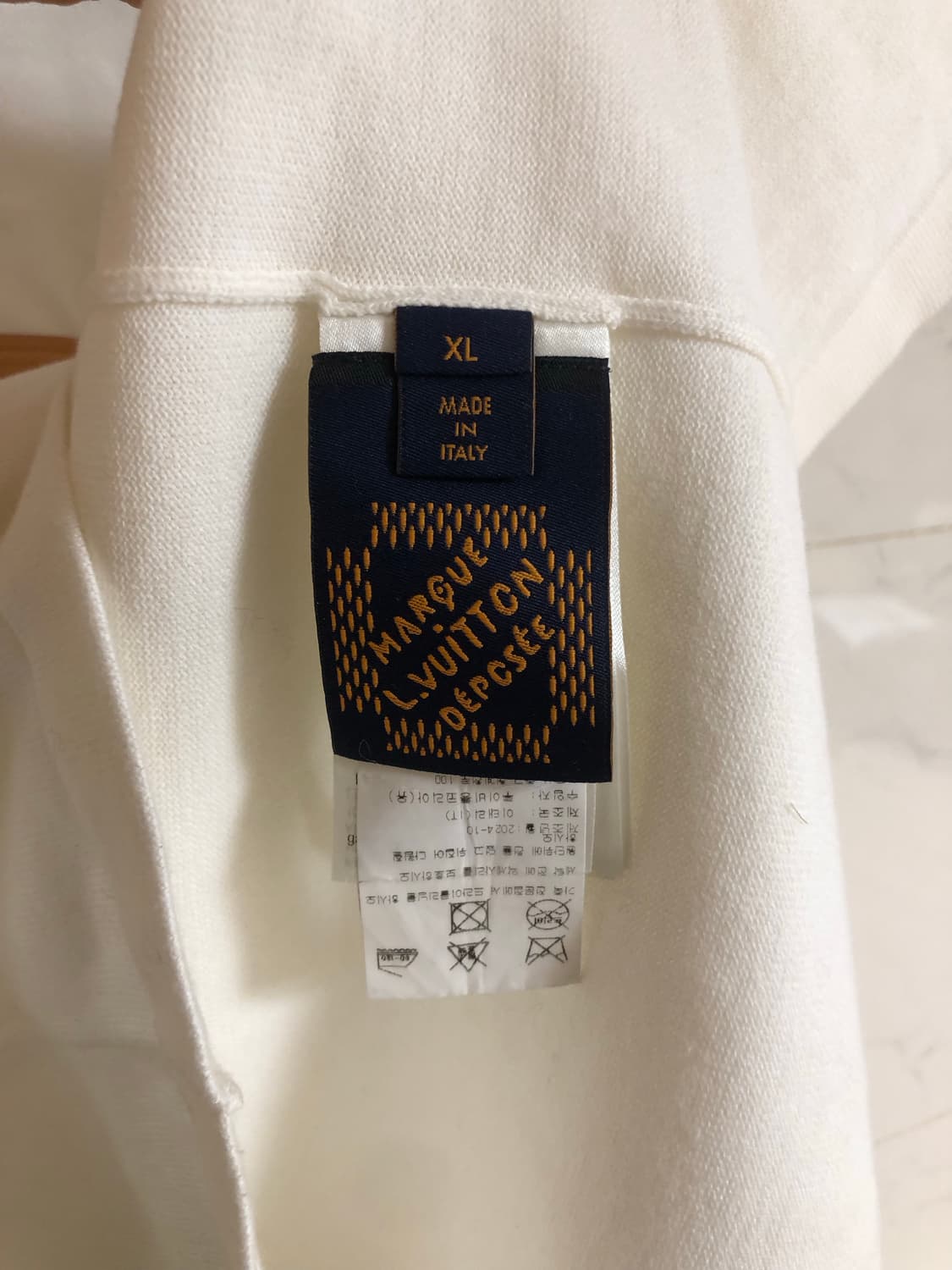 루이비통 vvn 레더 패치 로고 반팔 티셔츠 상품이미지5