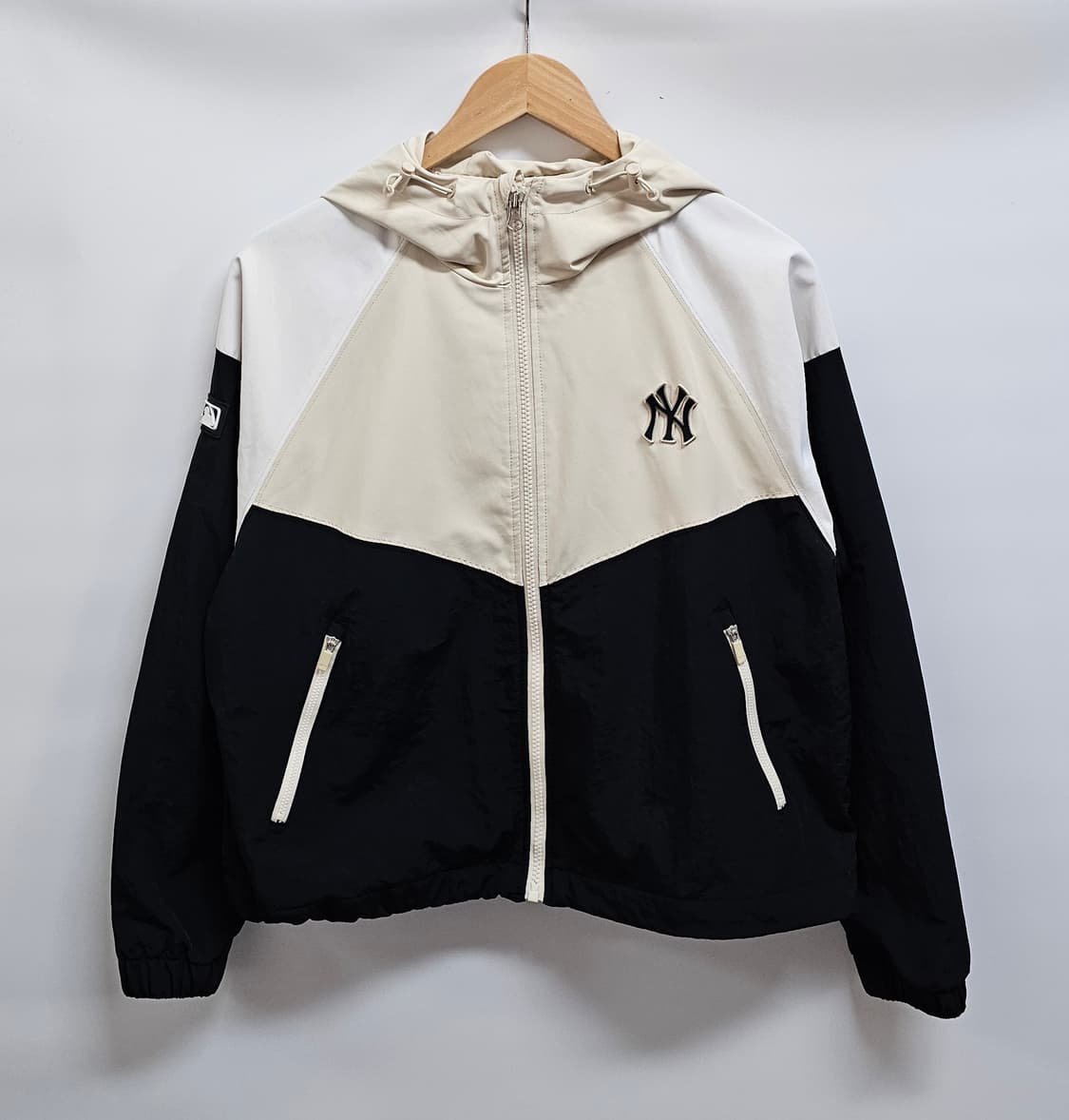 MLB 뉴욕양키스 바람막이 후드 자켓 XS 상품이미지1