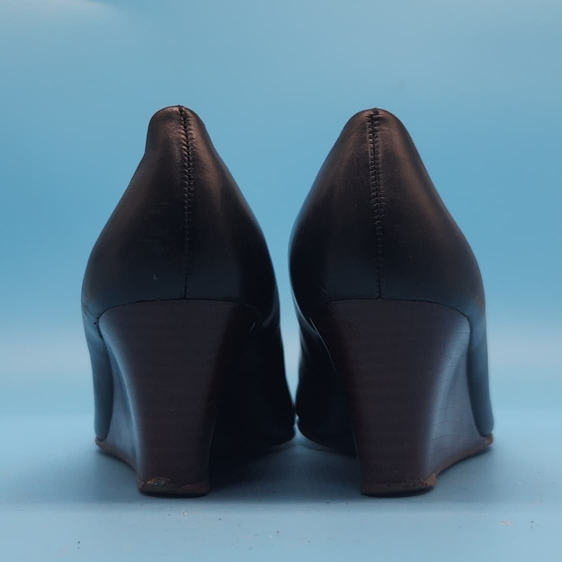 H 토리버치 블랙 골드 투톤 여성 웨지힐 6 230 굽6 상품이미지4