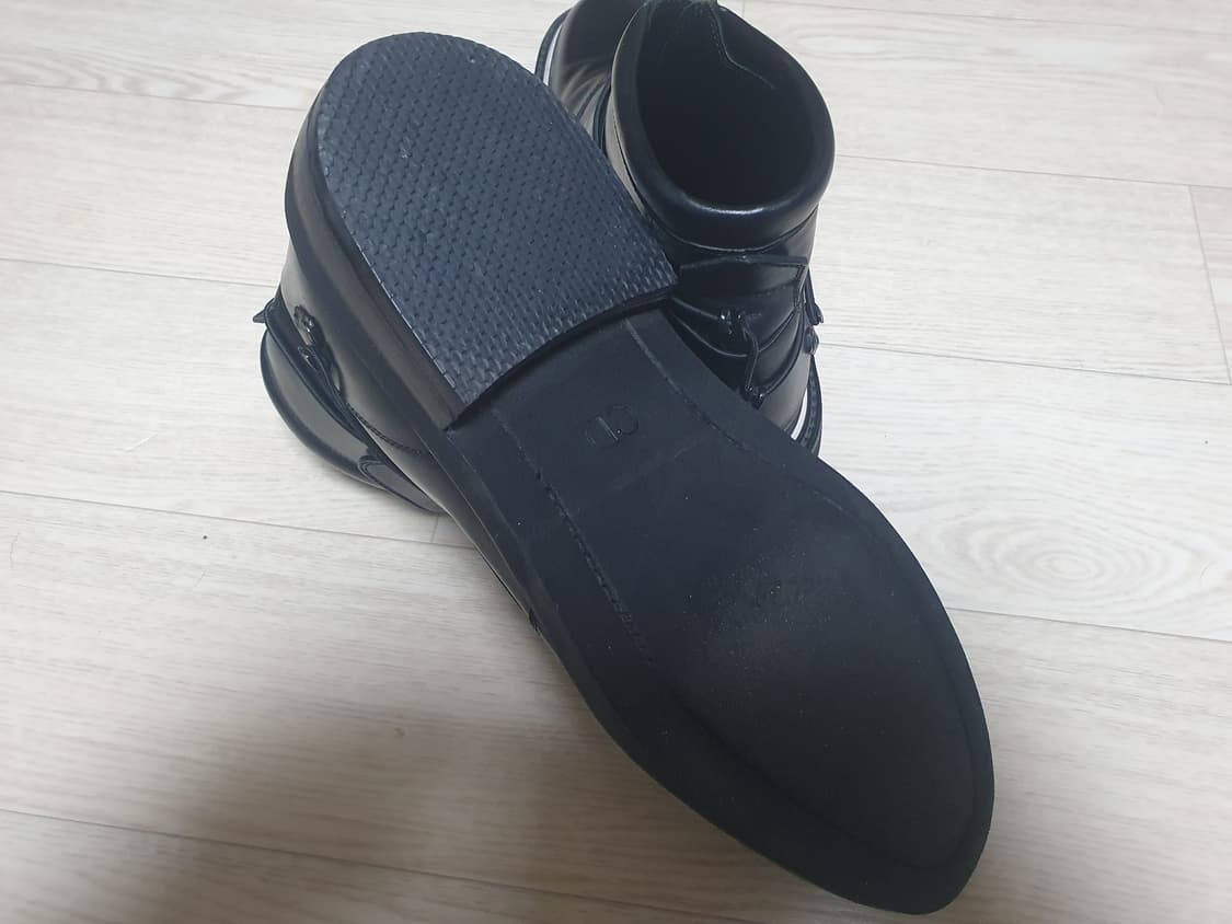 디올 옴므 09AW 레더 앵클 부츠 41 상품이미지3