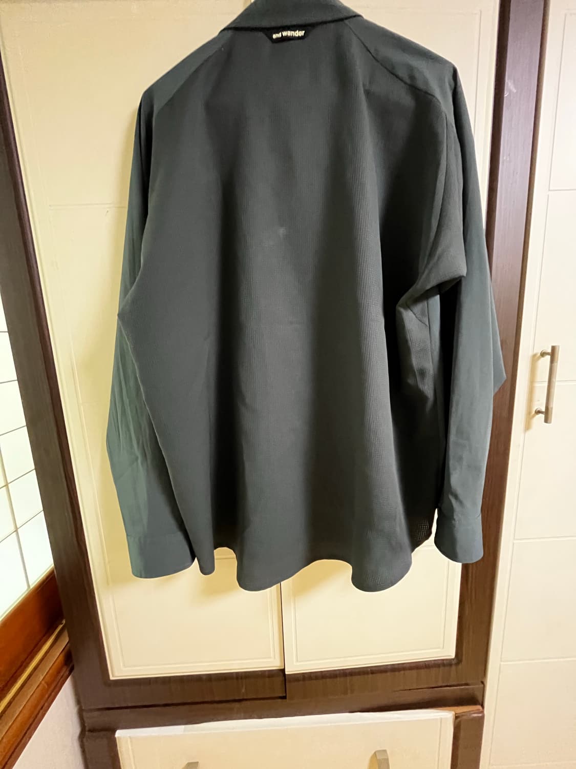and WANDER  Tech Long sleeve 상품이미지3