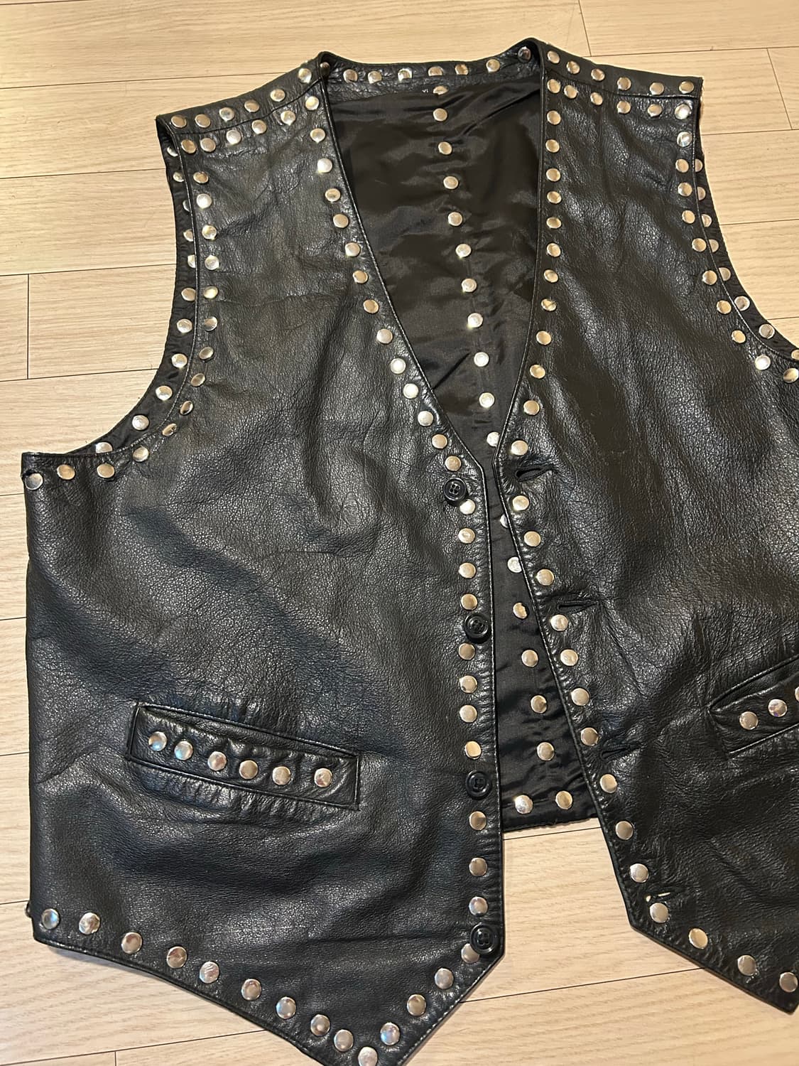 Cow Skin Line Stone Vest 상품이미지7