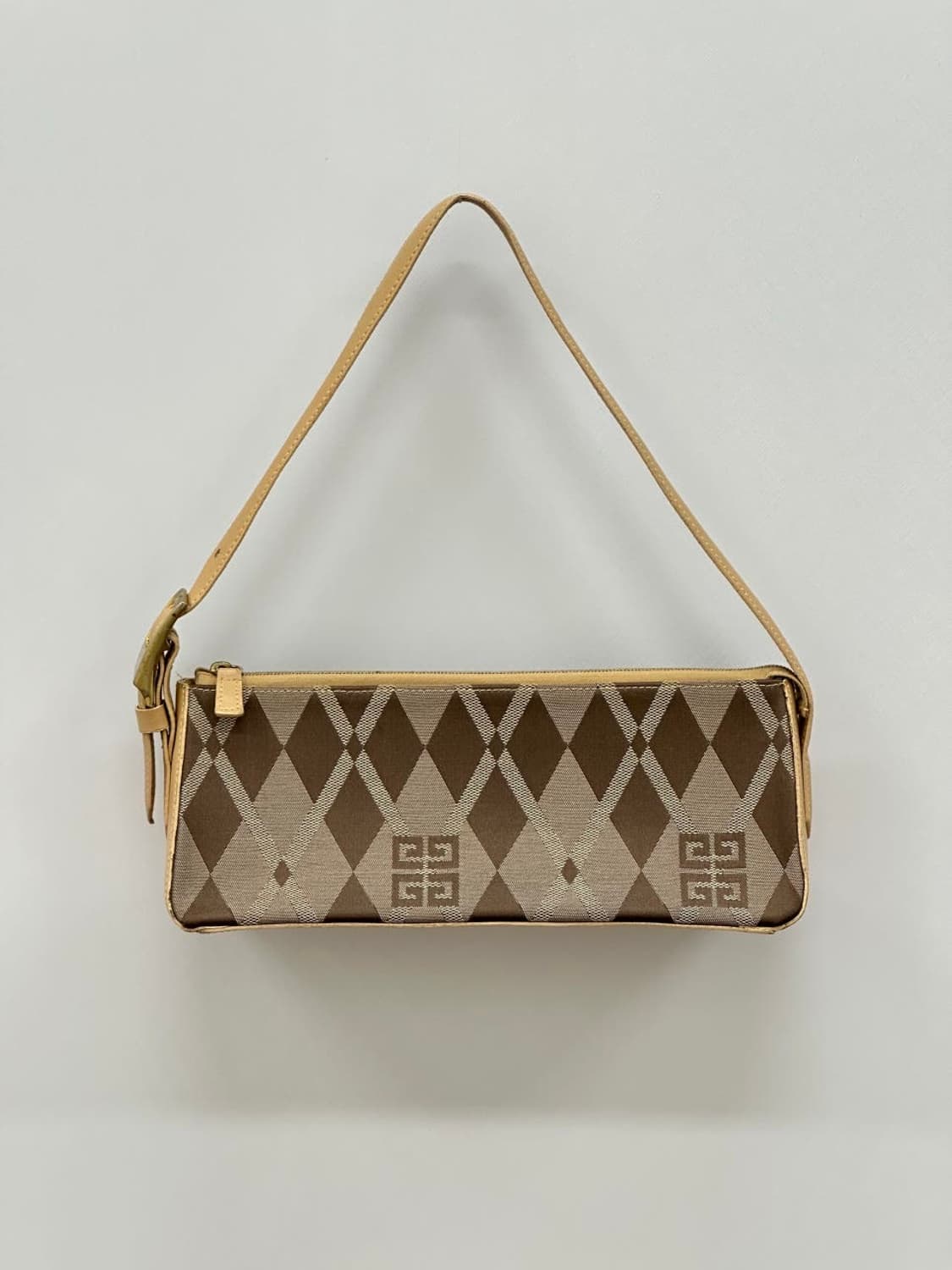 givenchy / 지방시 베이지 로고 숄더백  상품이미지2