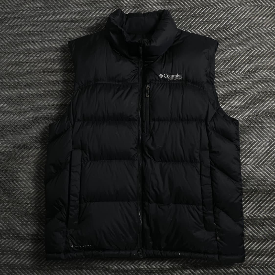 컬럼비아 USA 티타늄 투웨이 구스다운 베스트 블랙o 4629 상품이미지1