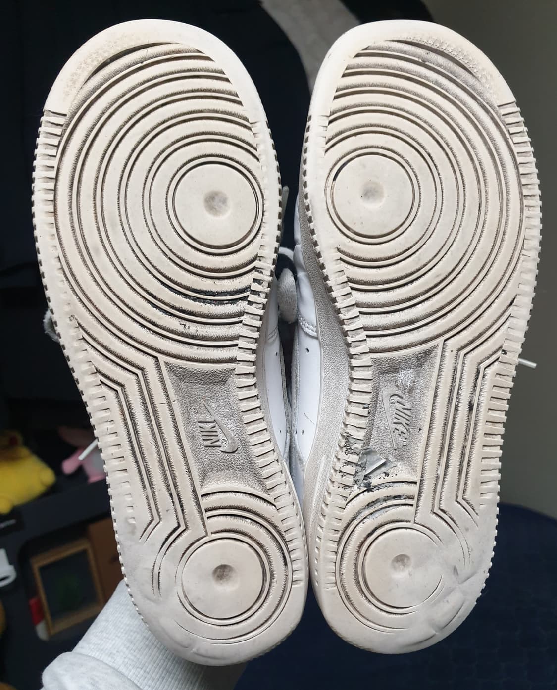 나이키 에어포스 로우 화이트 (260). 상품이미지5