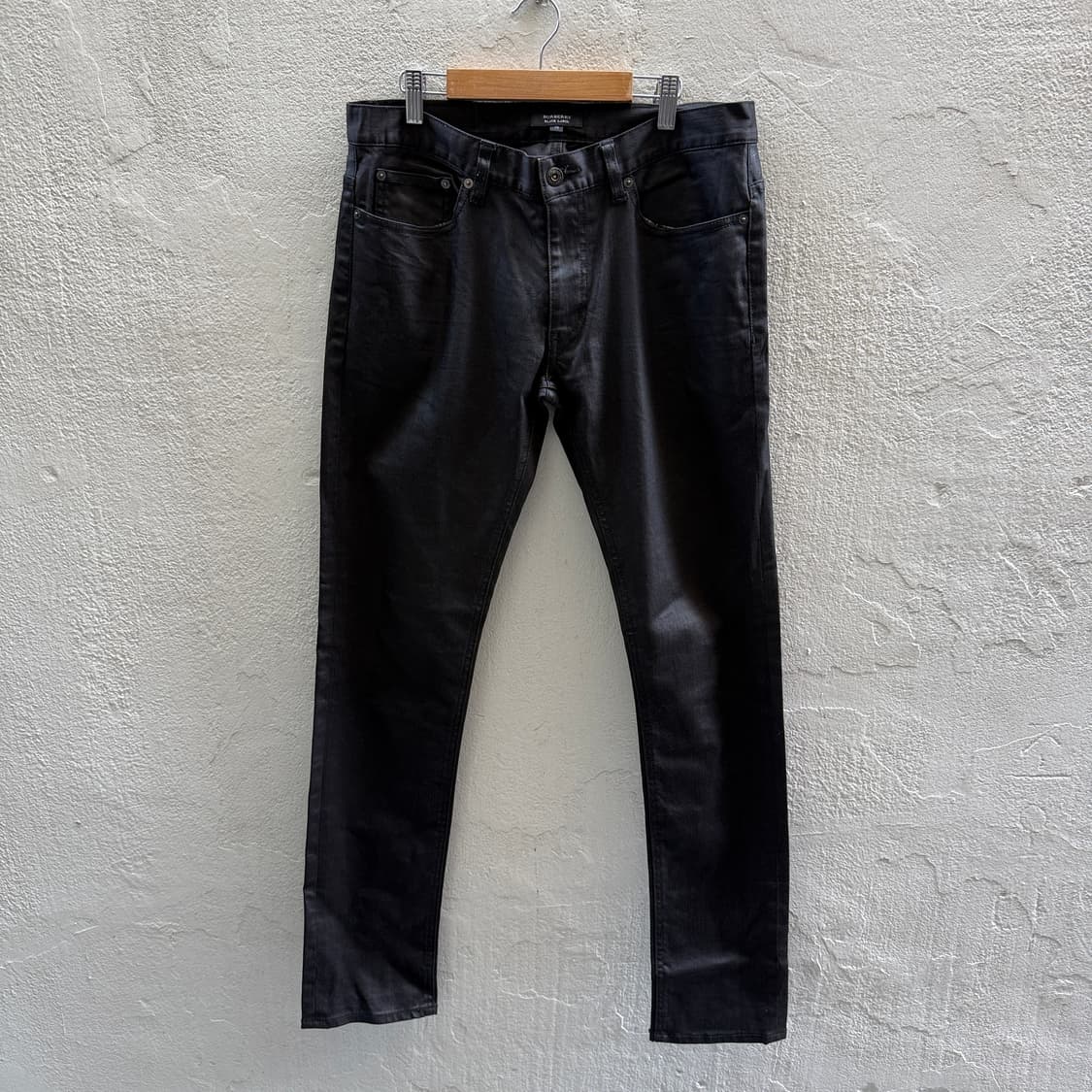 버버리 블랙라벨 코팅진 상품이미지1