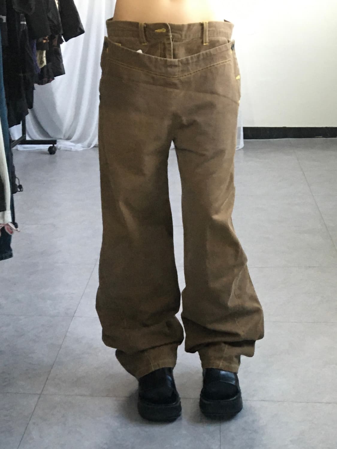 button layered point pants 상품이미지1