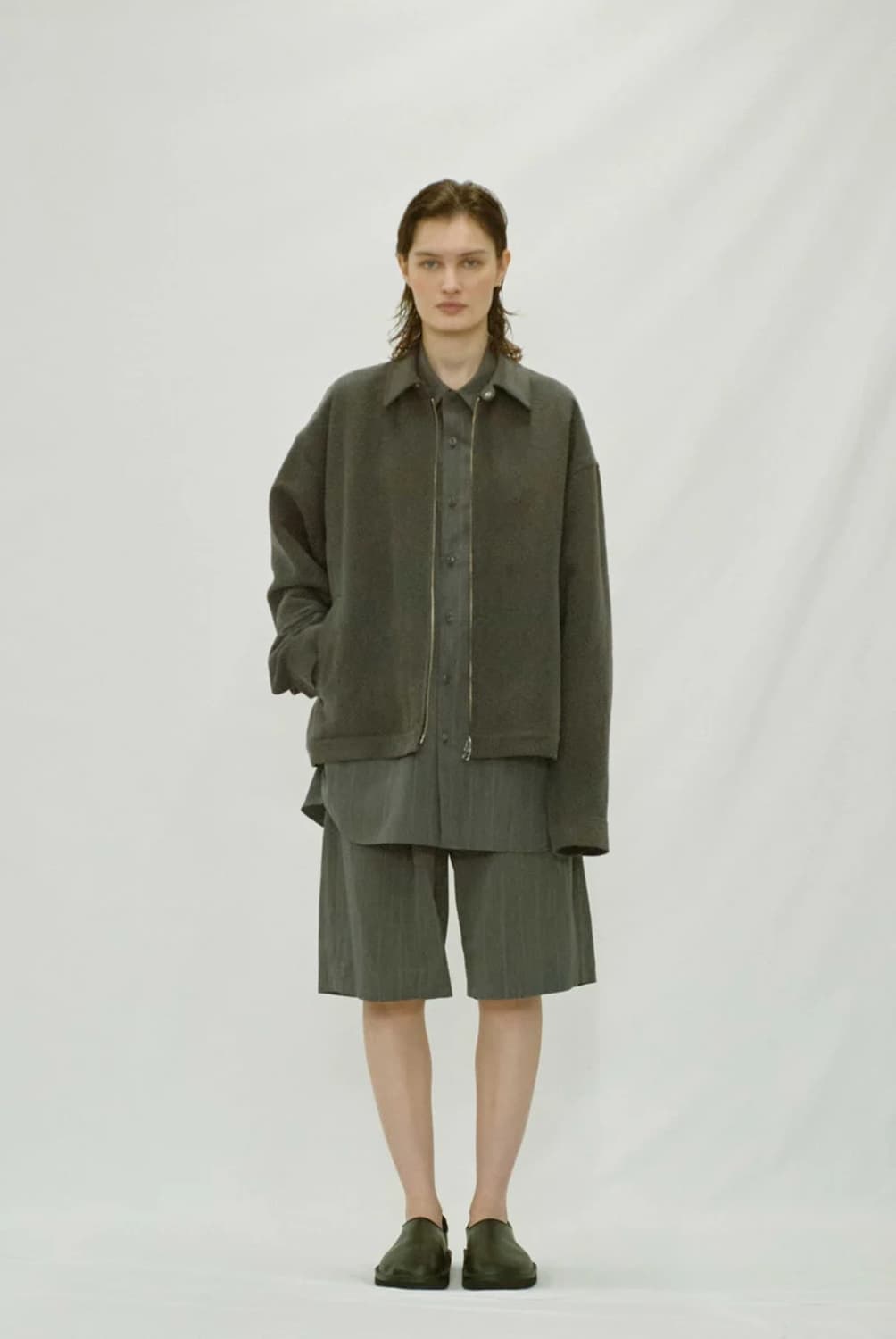 요코 사카모토 25ss 실크린넨셋업 Charcoal Grey 상품이미지7