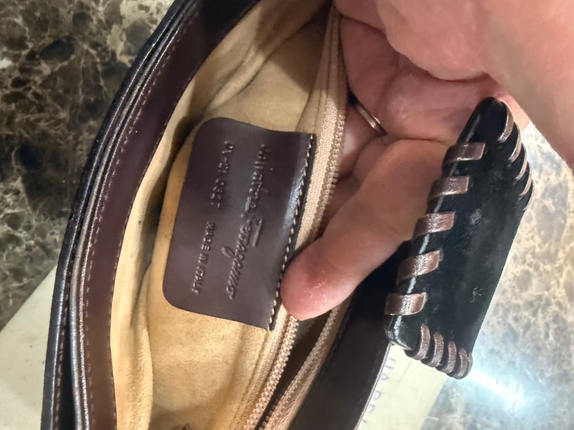 정품 페레가모 스웨이드 숄더백 팝니다 상품이미지8