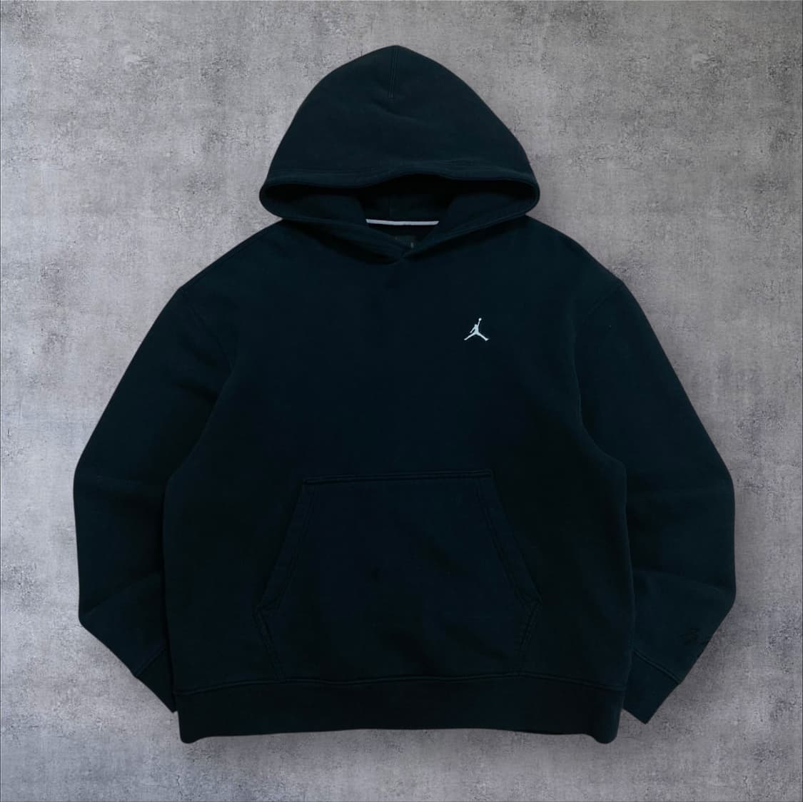 조던 스몰 로고 네이비 미니멀 후드티 상품이미지1