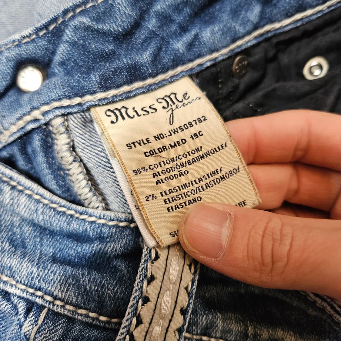 Miss Me 버튼 자수 y2k 디테일 데님 부츠컷 팬츠 상품이미지9