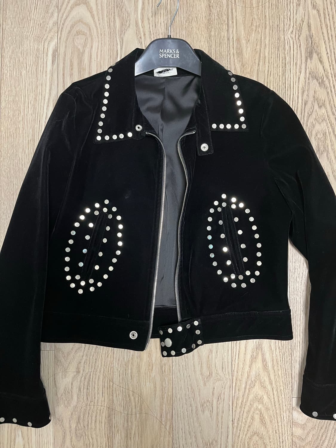 블랙 벨벳 스터드 자켓 상품이미지1