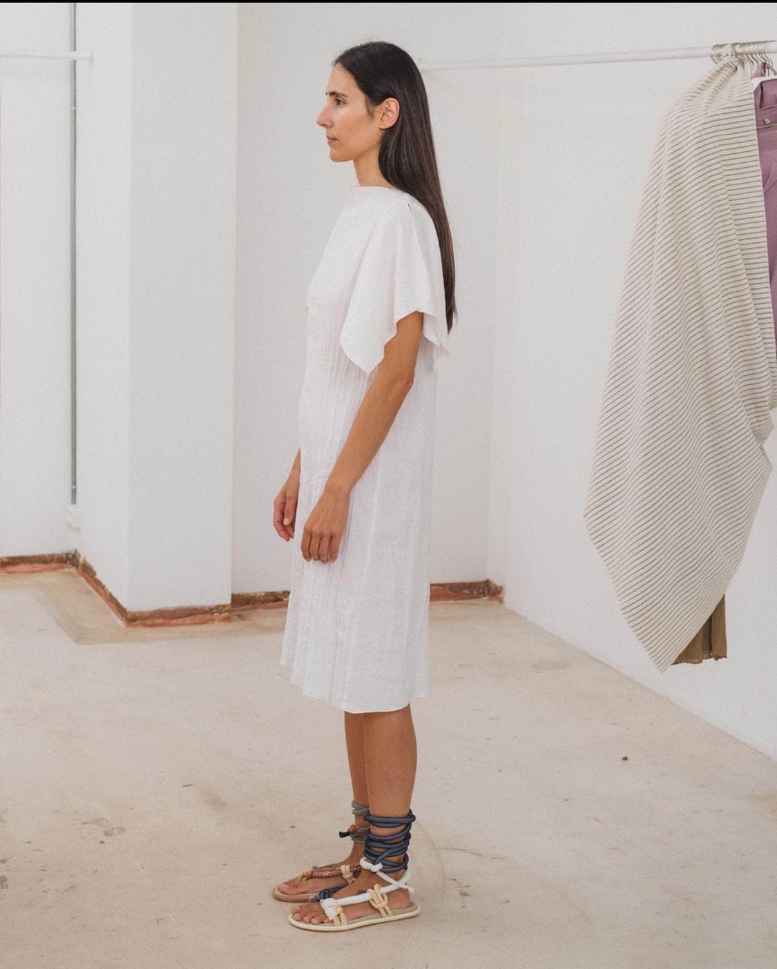 베이스레인지 Folio Dress 판매 상품이미지3