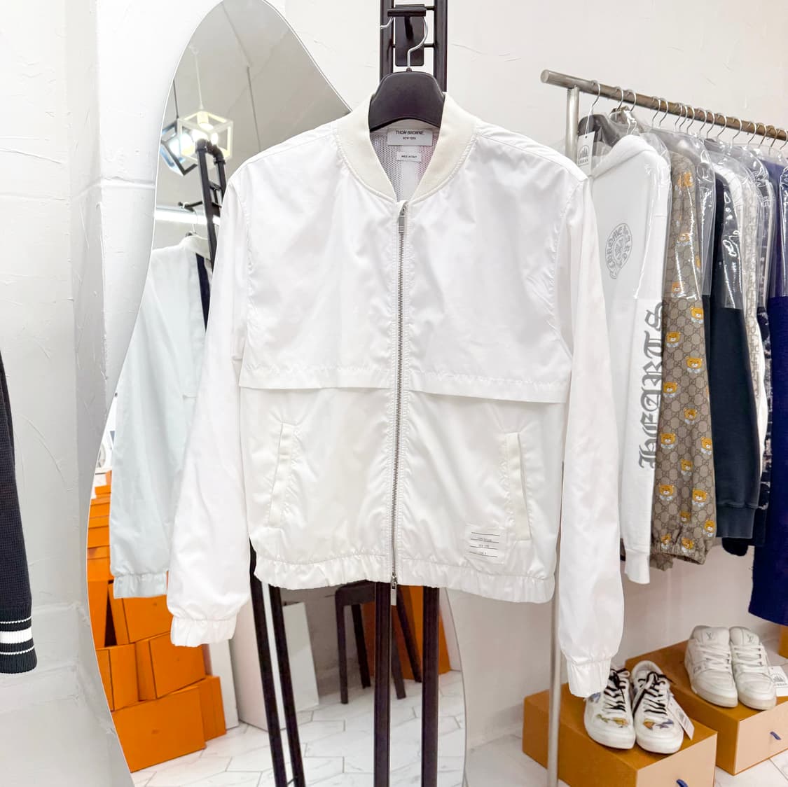 [2] 톰브라운 백 스트라이프 봄버 자켓 상품이미지2