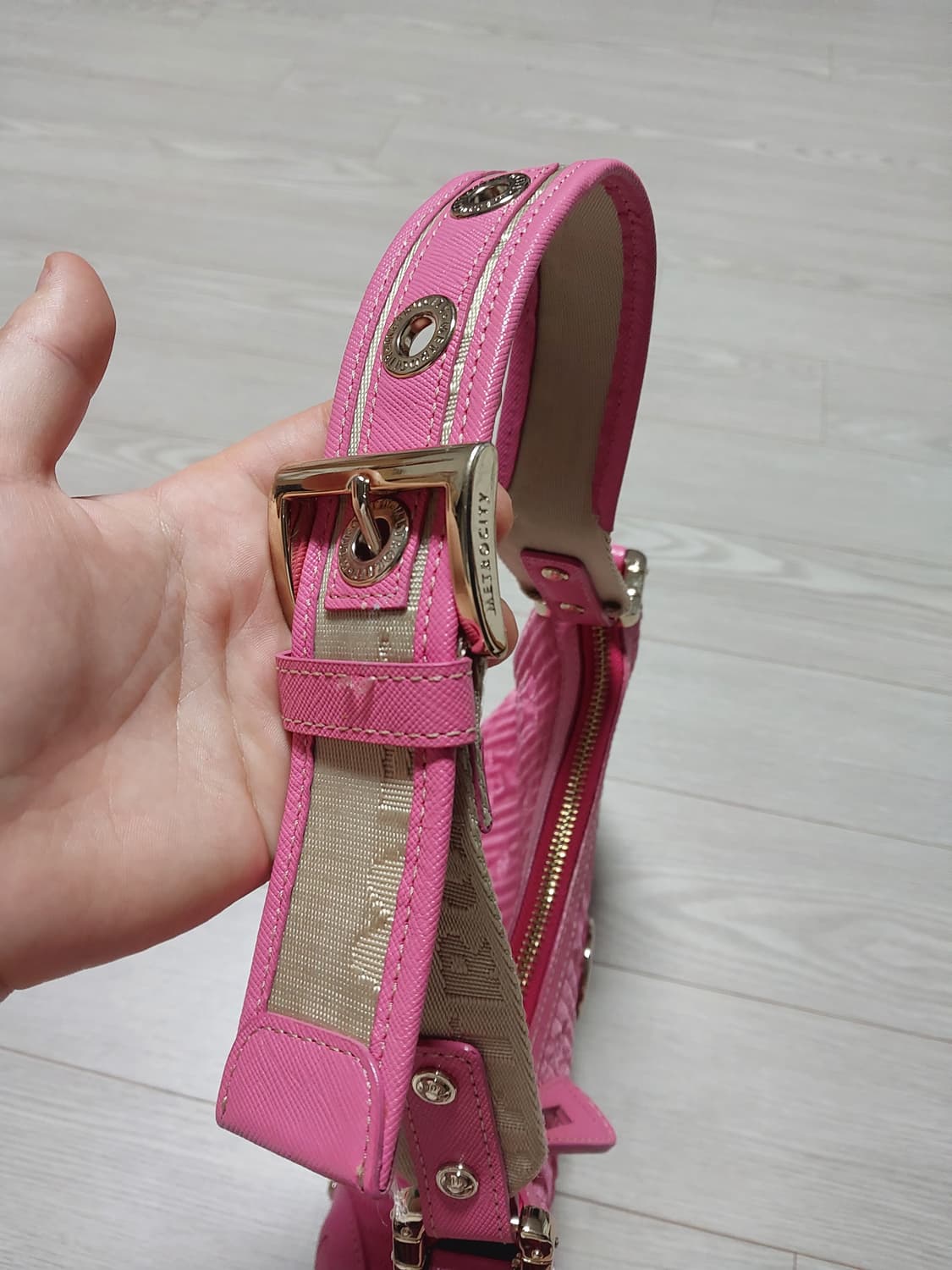 메트로시티 핑크 숄더백 상품이미지6