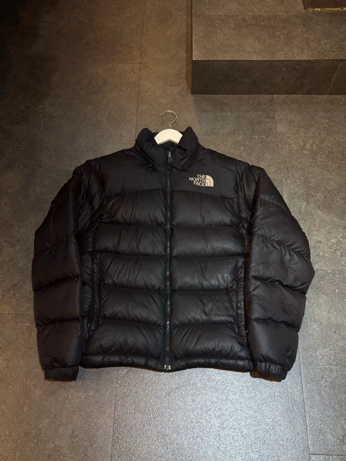 노스페이스 구스다운 눕시 패딩 상품이미지2