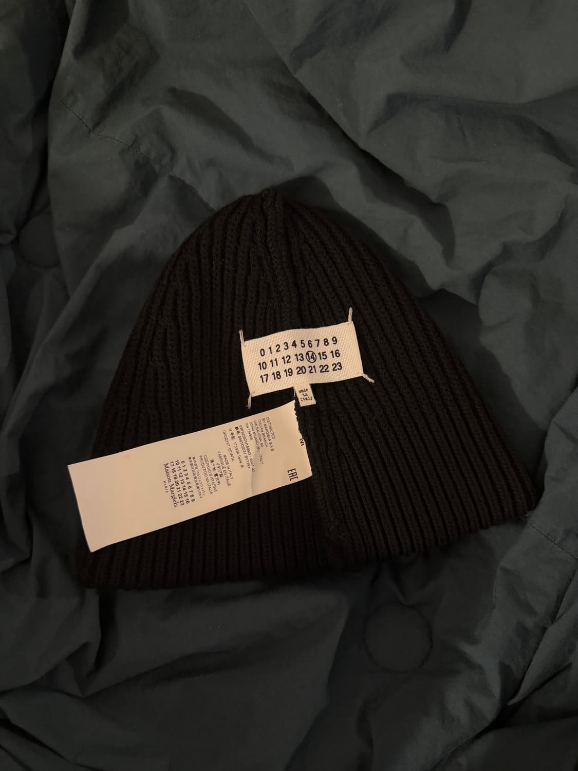 메종 마르지엘라 스티치 비니 블랙 상품이미지4