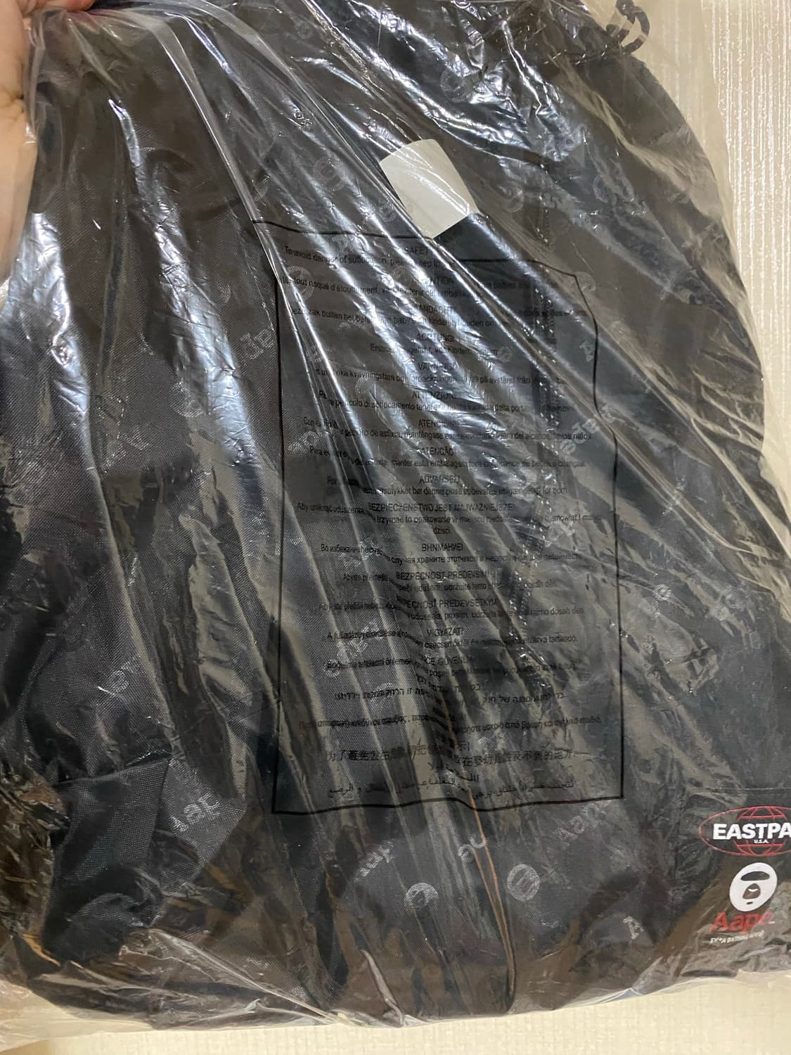 베이프 콜라보 한정판 백팩(새제품) 상품이미지3