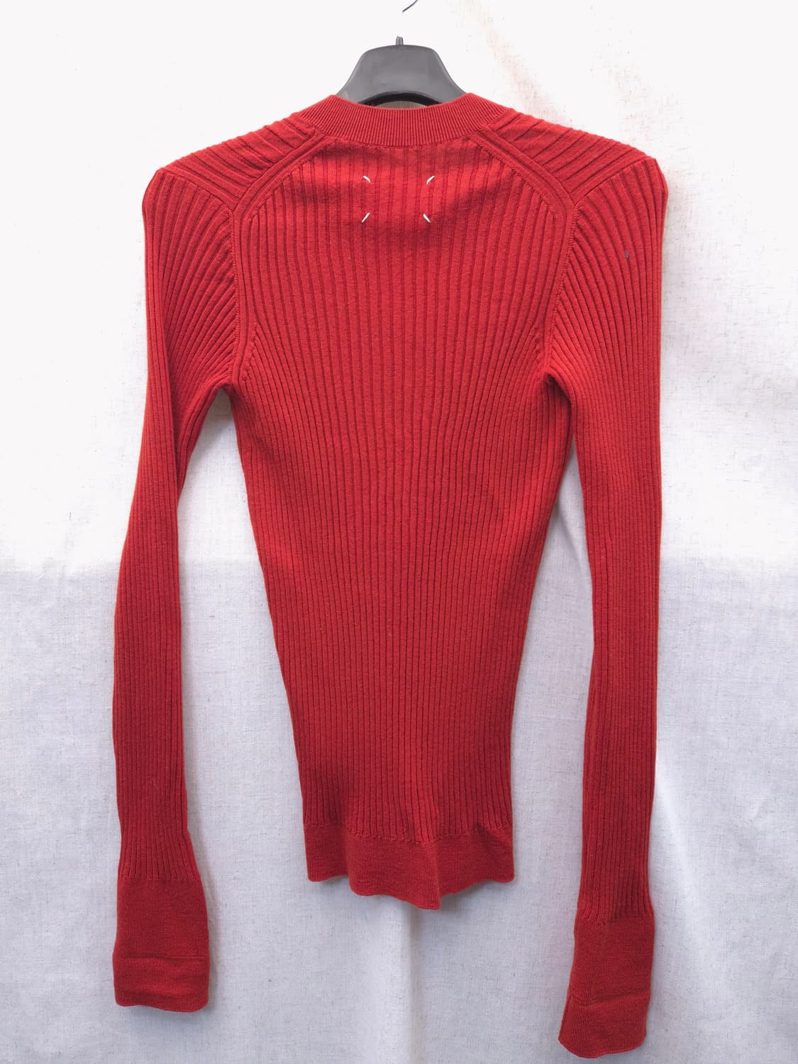 마르지엘라 V넥 골지 니트 다홍 M 상품이미지4