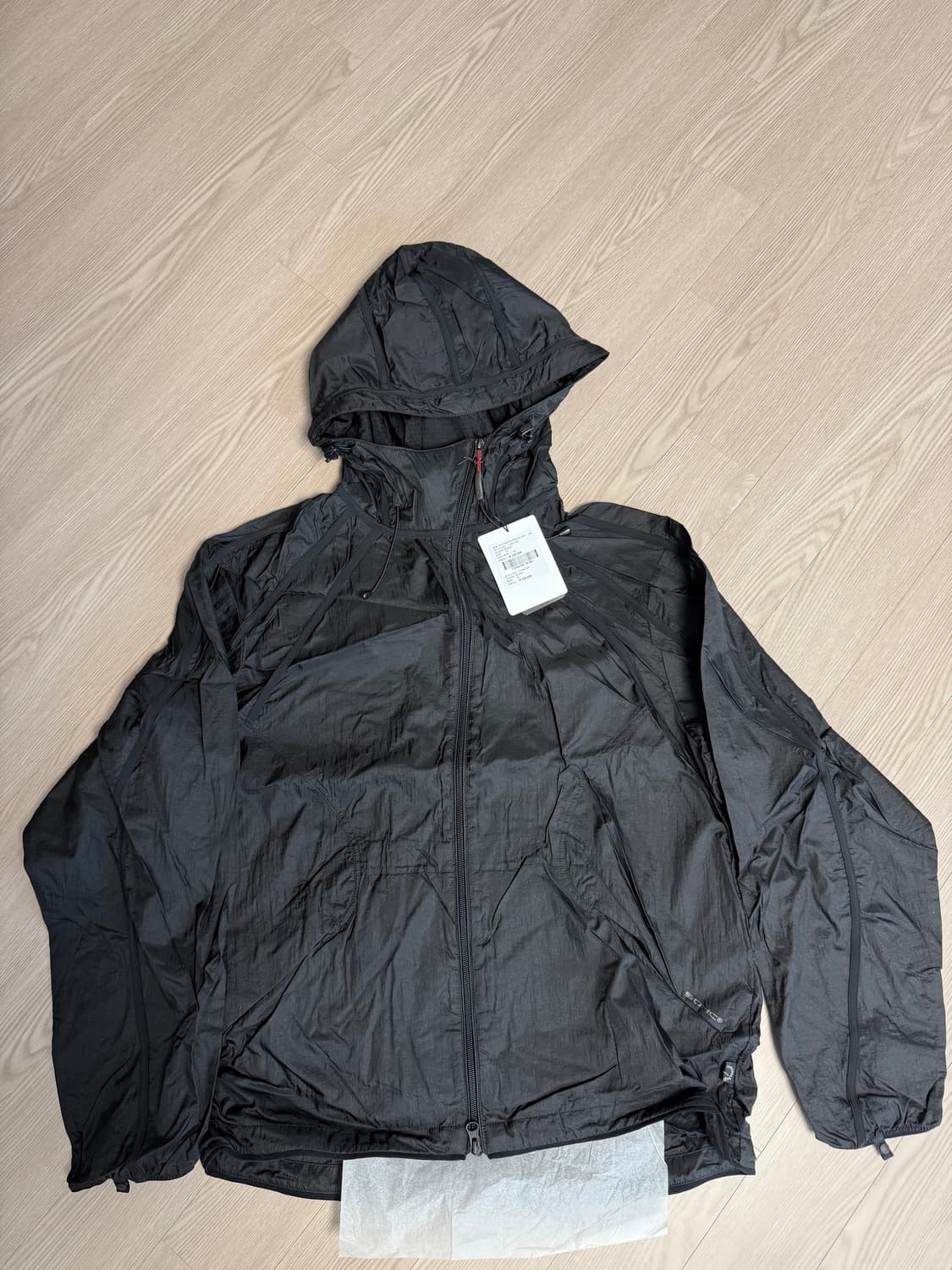 썸웨어아웃사이드sohc 바람막이 상품이미지3