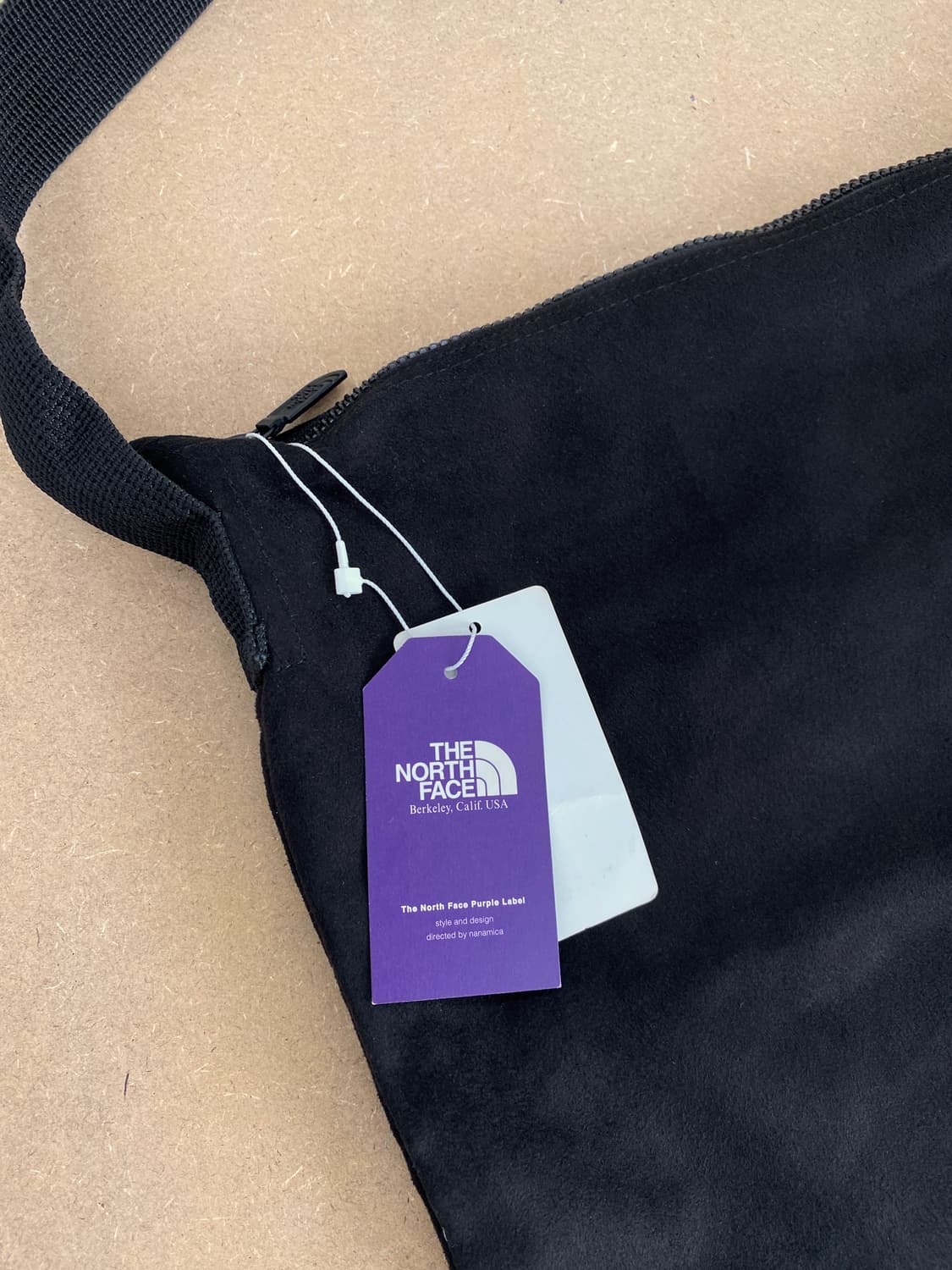 노스페이스 퍼플라벨 스웨이드 숄더 백 상품이미지2