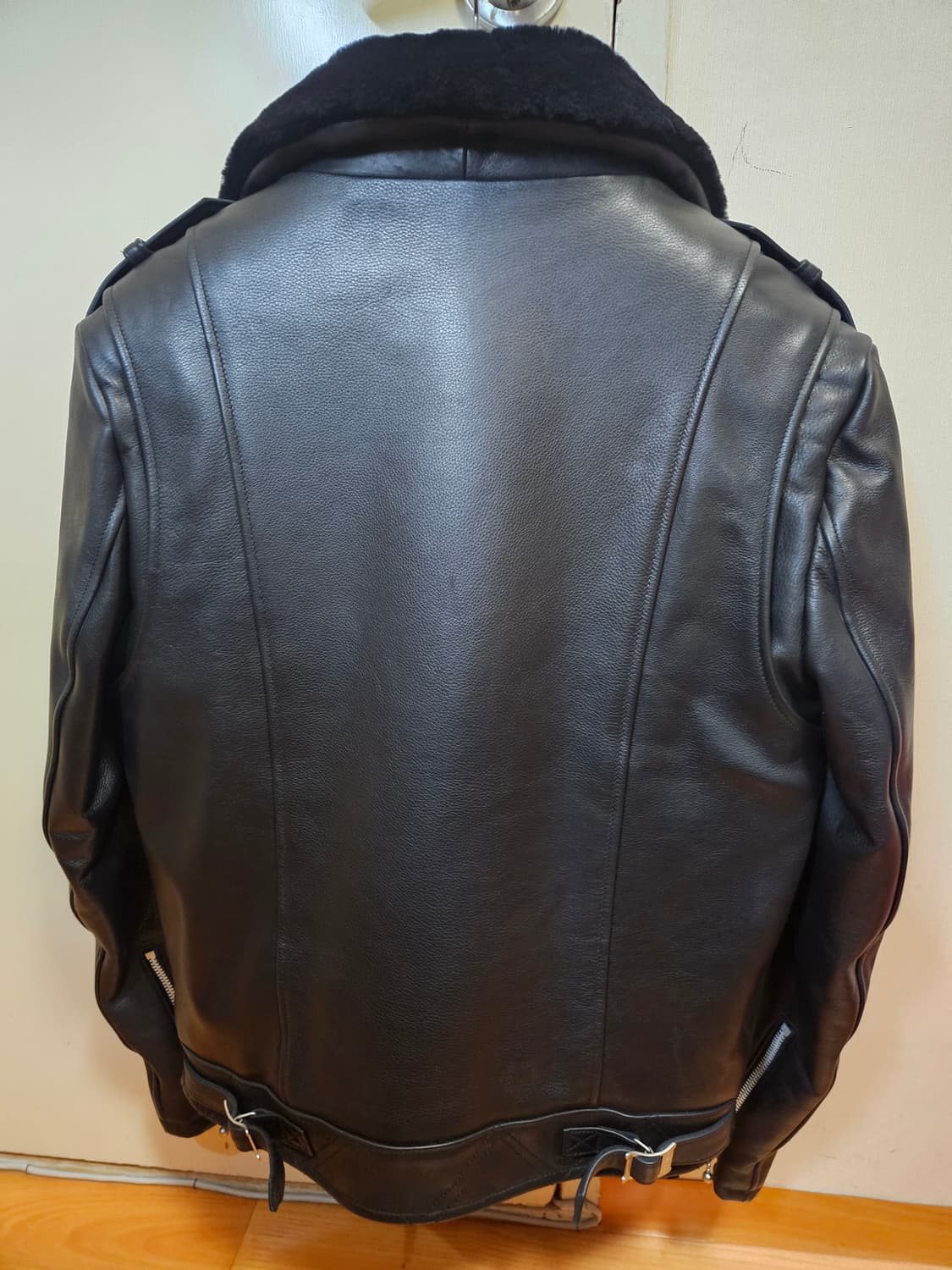 95 M) 디아프바인 죠니 무스탕 가죽자켓 상품이미지4