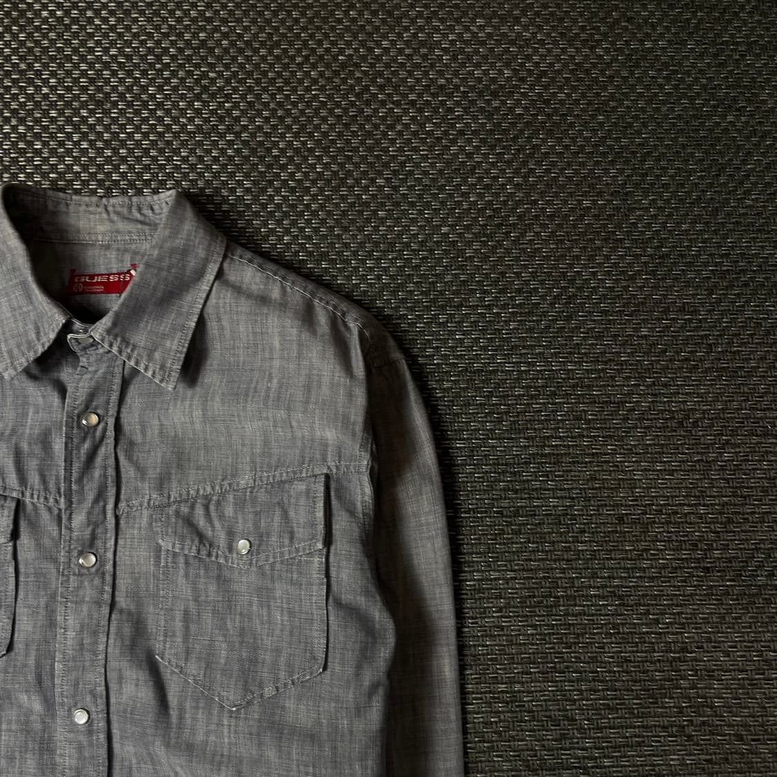 게스 그레이 투포켓 데님 셔츠 S 상품이미지3