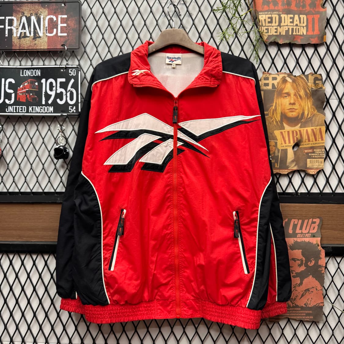 90s 리복 벡터 바람막이 전면 로고 포인트 레드 블랙 상품이미지1