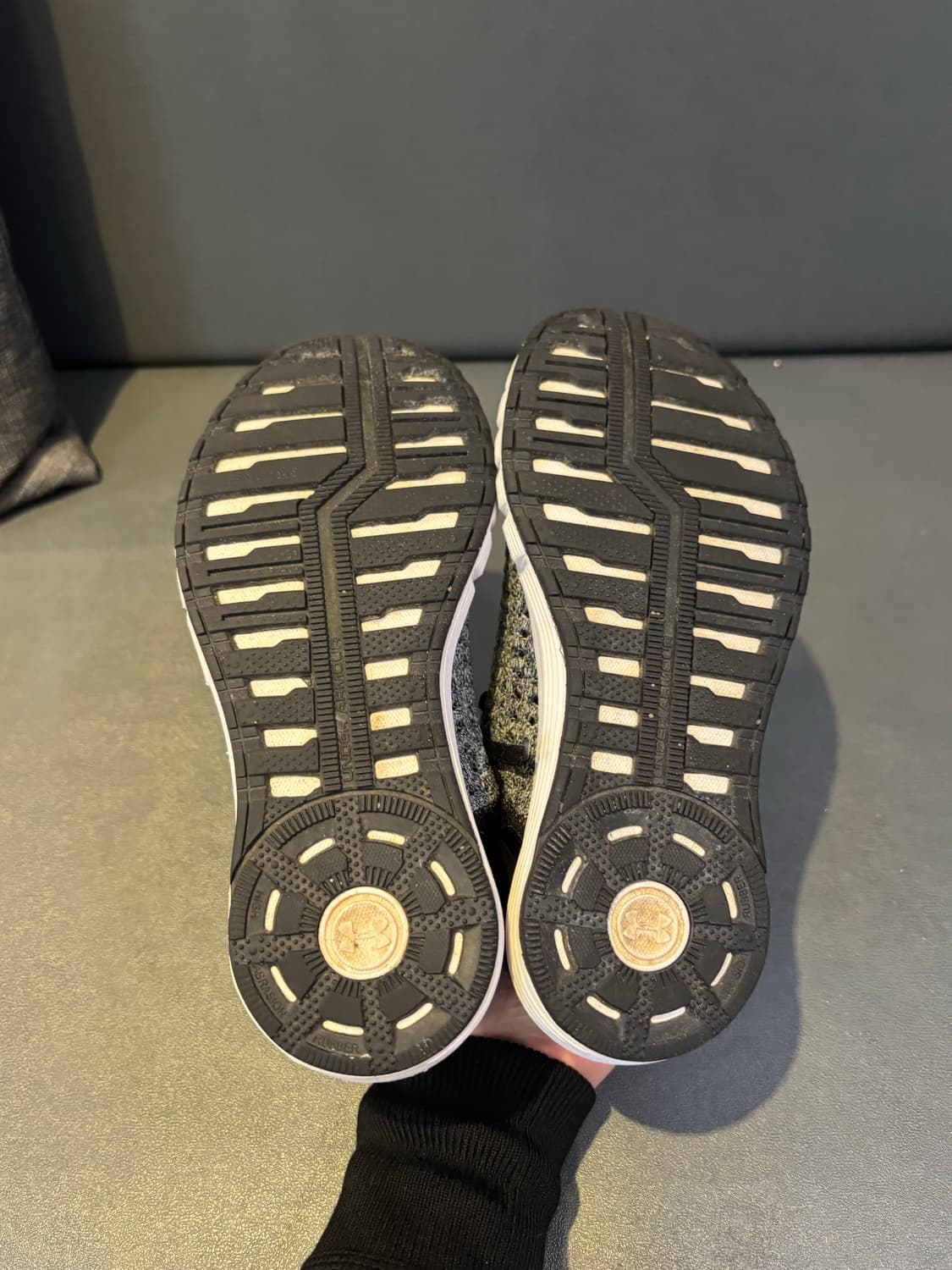 언더아머 여성 런닝화 운동화 235사이즈 상품이미지6