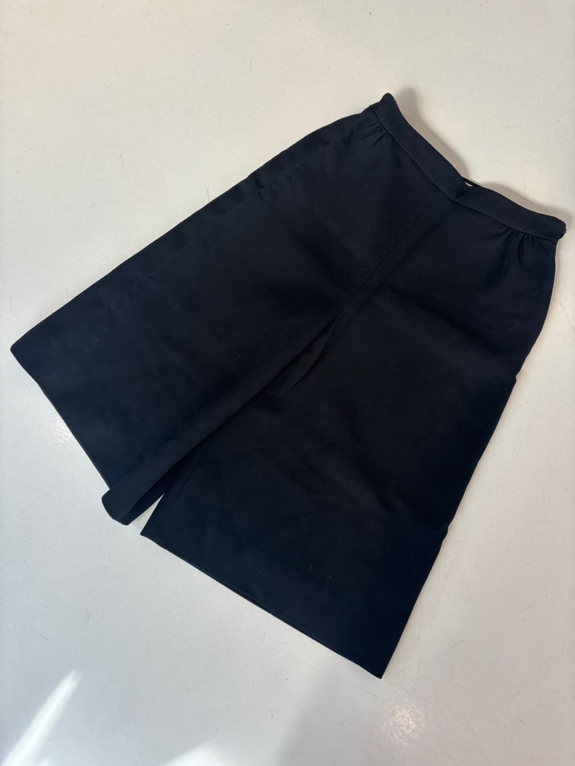 Valentino Wool Bermuda Shorts 상품이미지3
