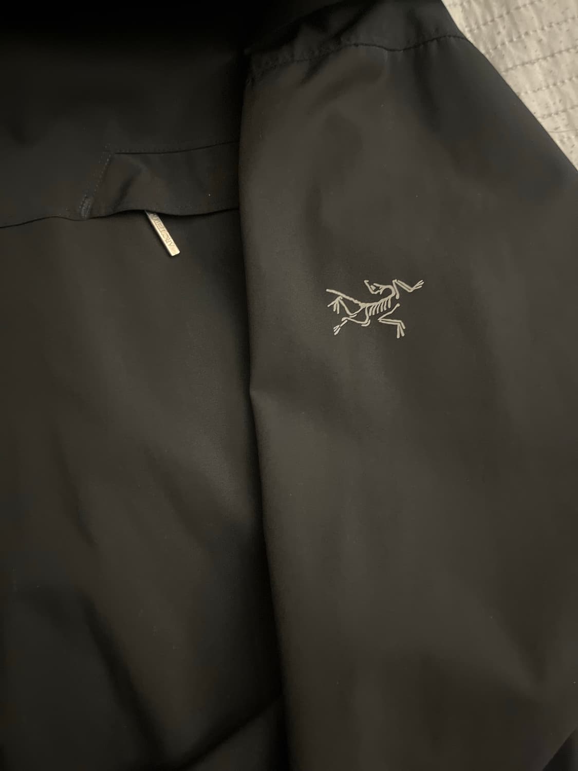 아크테릭스 바람막이 상품이미지2