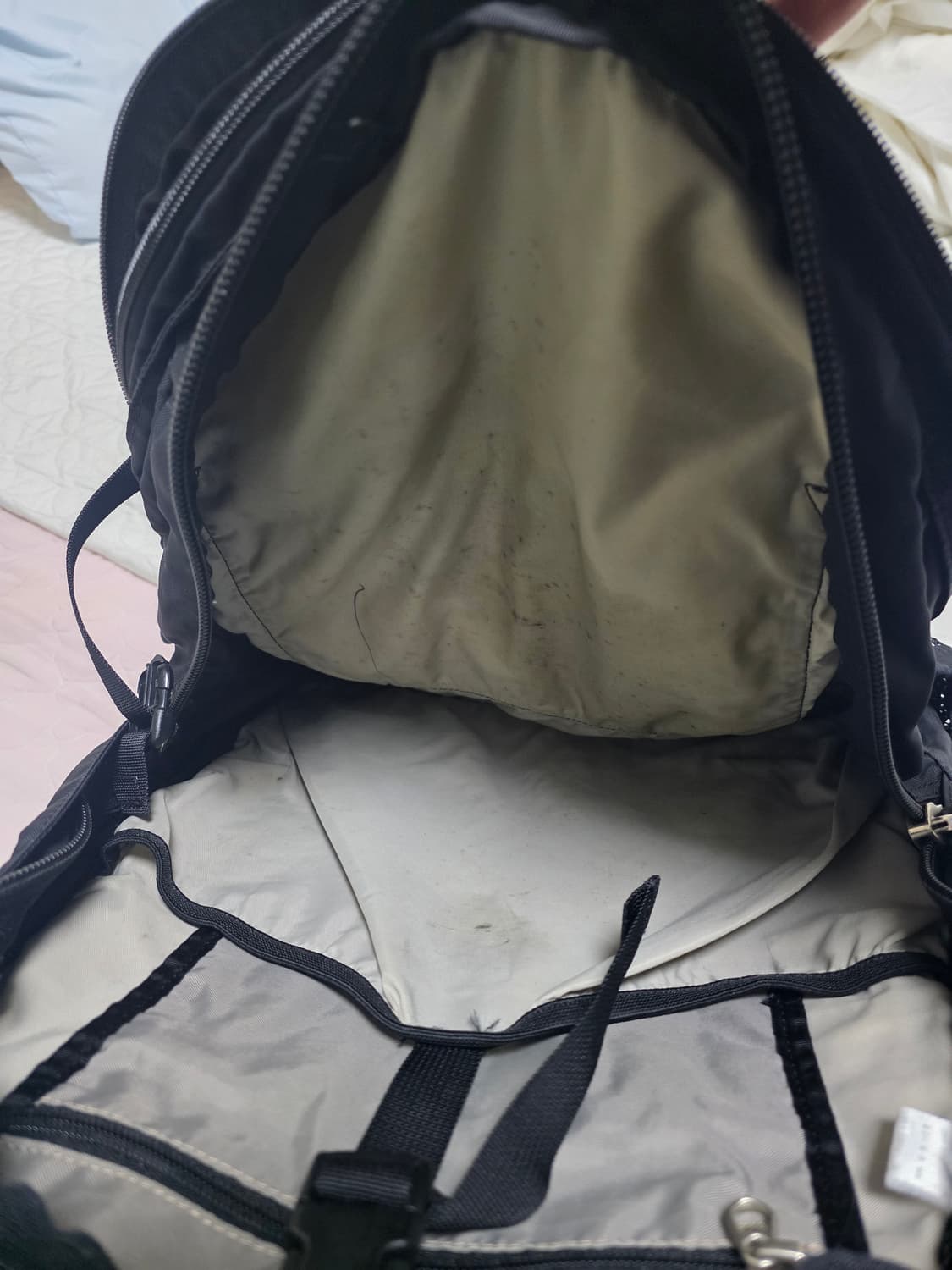 노스페이스 보레알리스 블랙 백팩 30L 상품이미지3