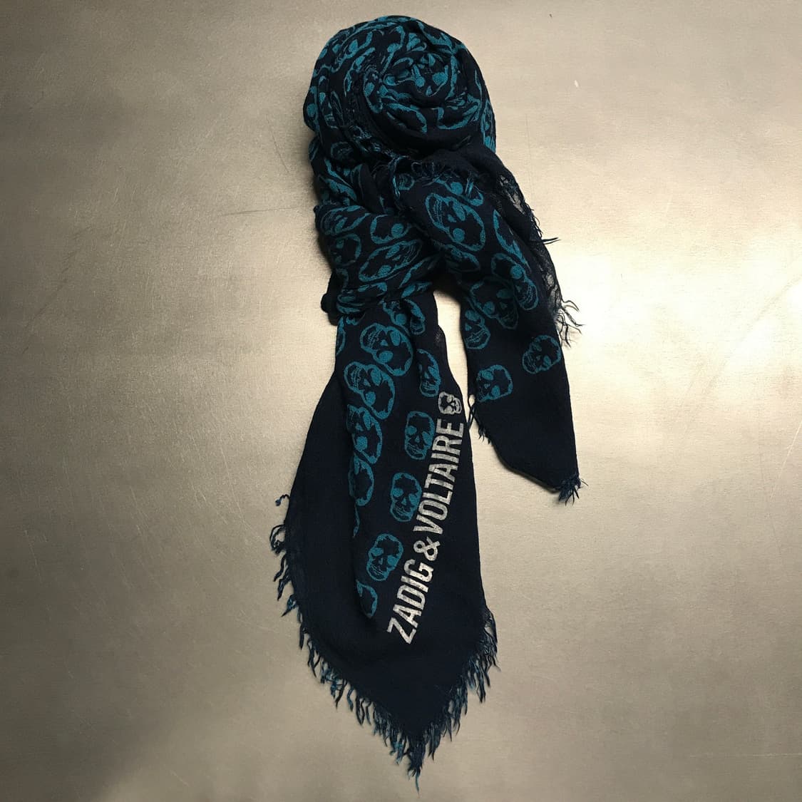 쟈딕앤볼테르 스컬 패턴 스카프 상품이미지1