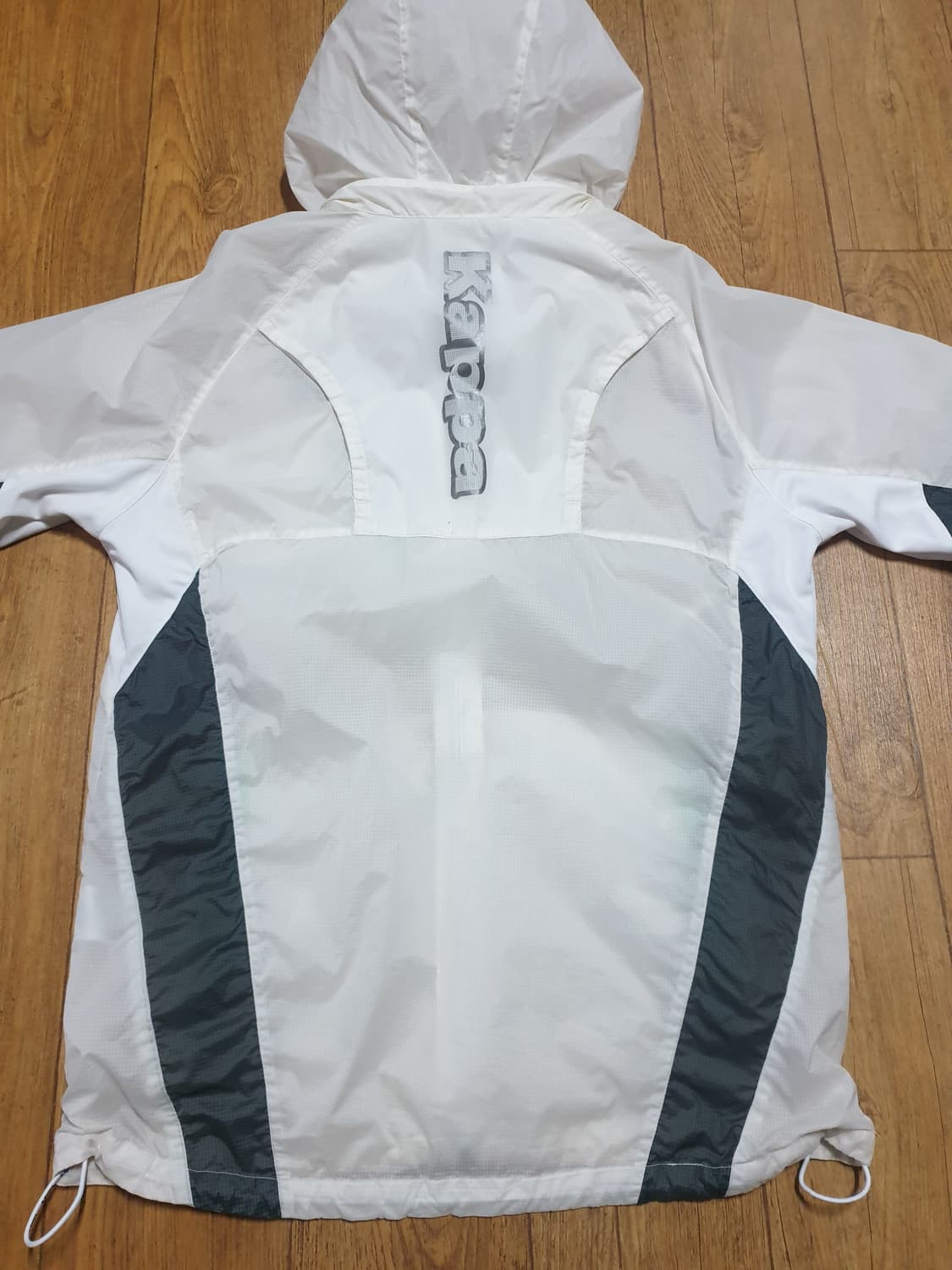 1149 카파 바람막이 110 사이즈입니다 상품이미지5