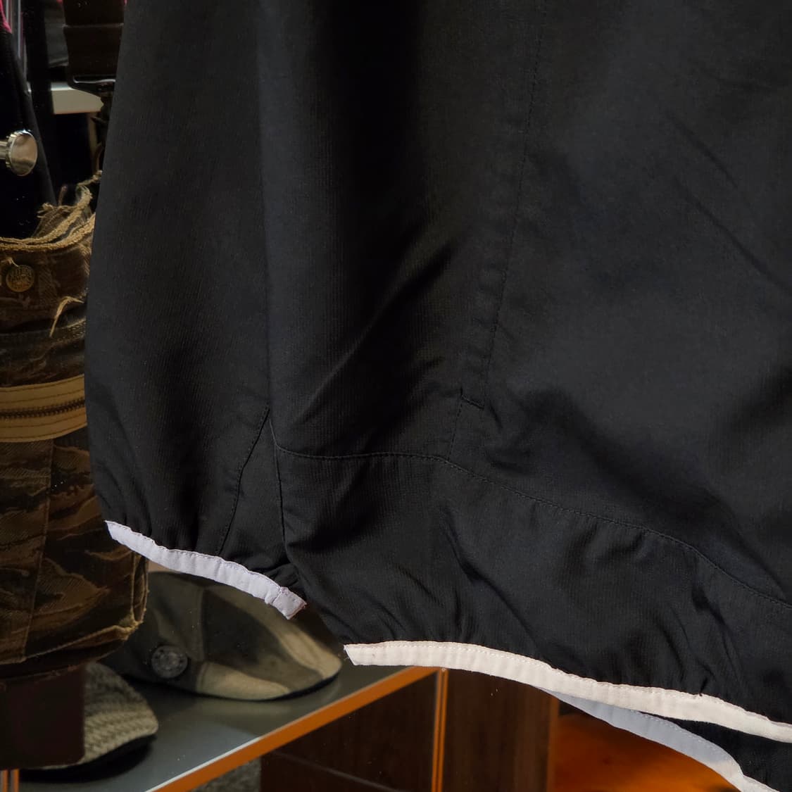아디다스 네오 라벤더 라인 바람막이 상품이미지3
