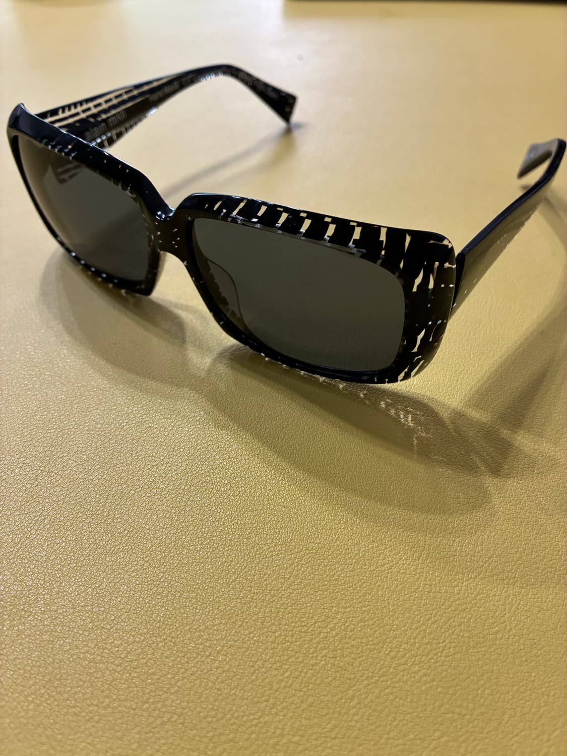 [Alain Mikli] 알랭 미끌리 빈티지 스퀘어 선글라스 A0485 상품이미지1