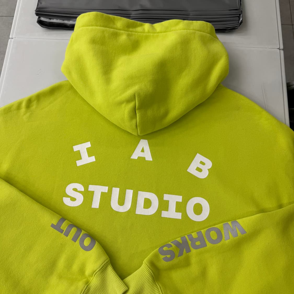 아이앱스튜디오 후드티 상품이미지1