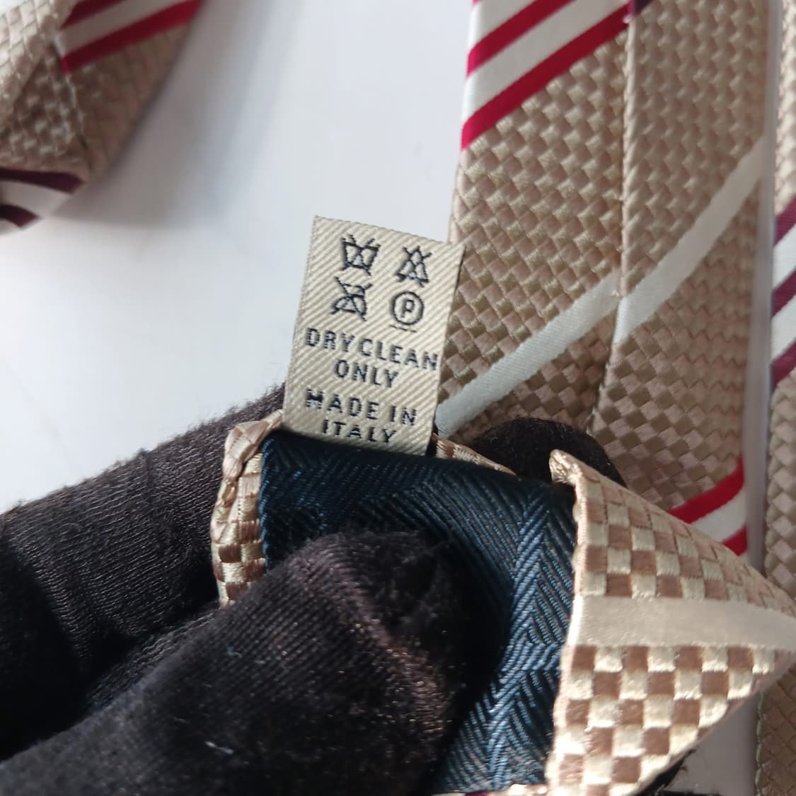 버버리 실크 골드 스트라이프 넥타이 8.8cm A등급 A19800 상품이미지8