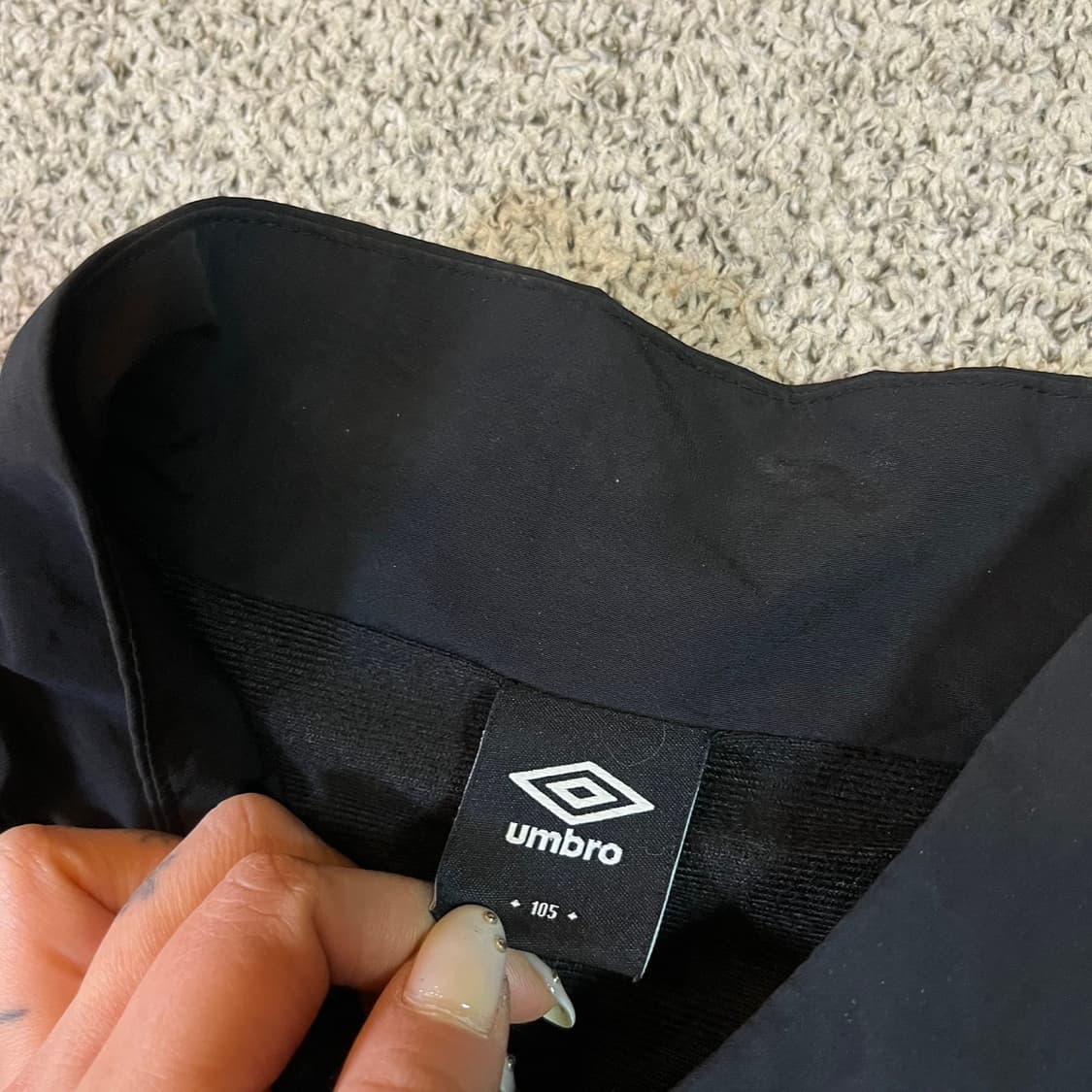 엄브로 빅로고 바람막이 자켓 상품이미지7