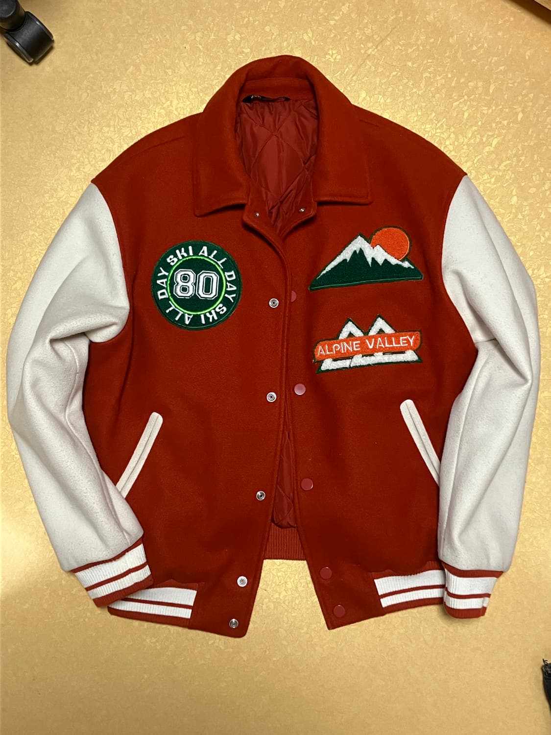 ZARA 바시티 자켓 상품이미지1