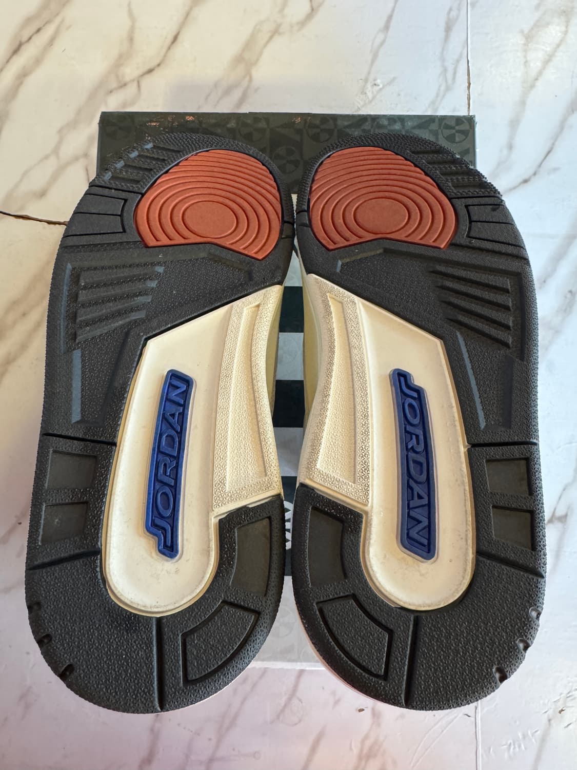 조던3 레트로 콰이 54 265 팝니다 상품이미지4