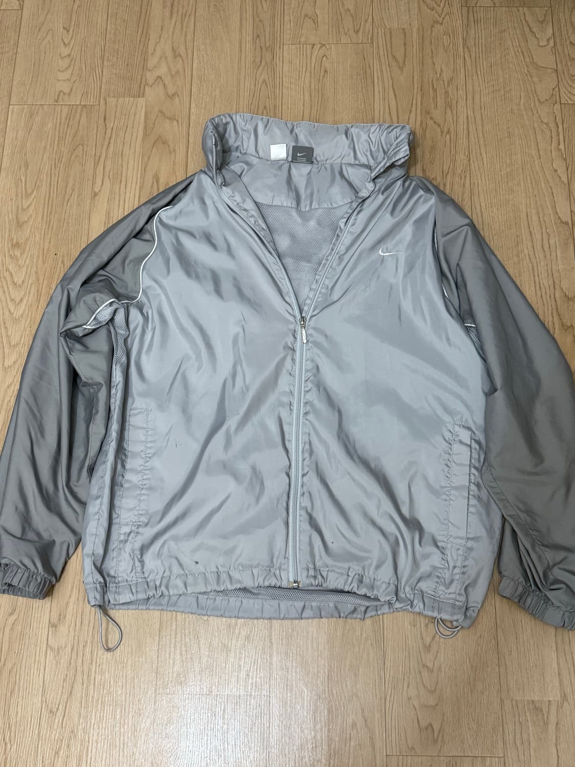 나이키 그레이 바람막이 상품이미지1
